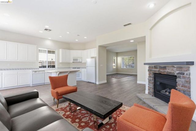 1067 SOMERSBY WAY, Brentwood, CA 94513