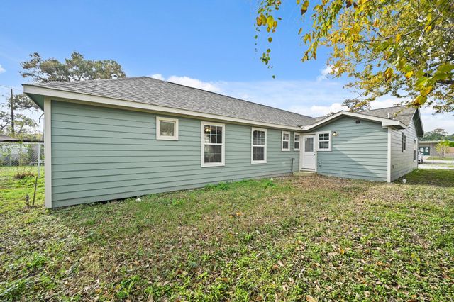 1007 Gazin Street, Houston, TX 77020