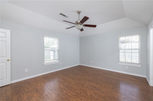 4277 E Lawndale Drive, Fayetteville, AR 72701