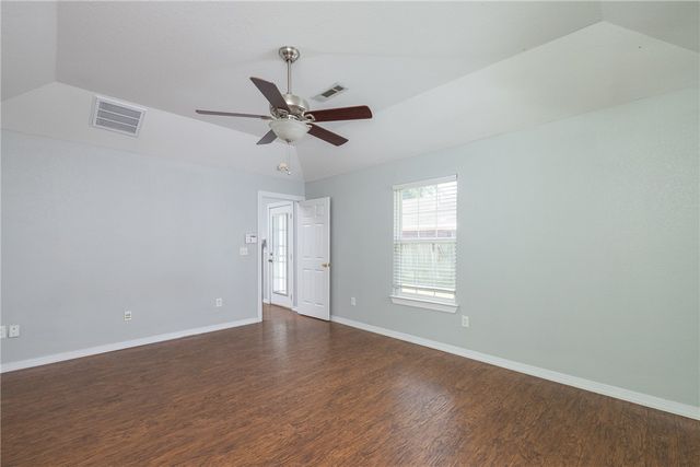 4277 E Lawndale Drive, Fayetteville, AR 72701