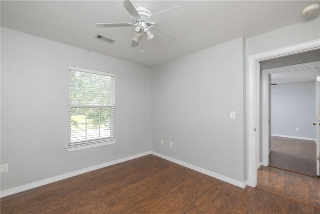 4277 E Lawndale Drive, Fayetteville, AR 72701