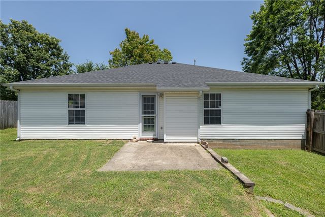 4277 E Lawndale Drive, Fayetteville, AR 72701
