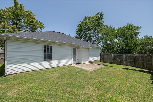 4277 E Lawndale Drive, Fayetteville, AR 72701