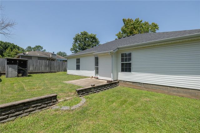 4277 E Lawndale Drive, Fayetteville, AR 72701
