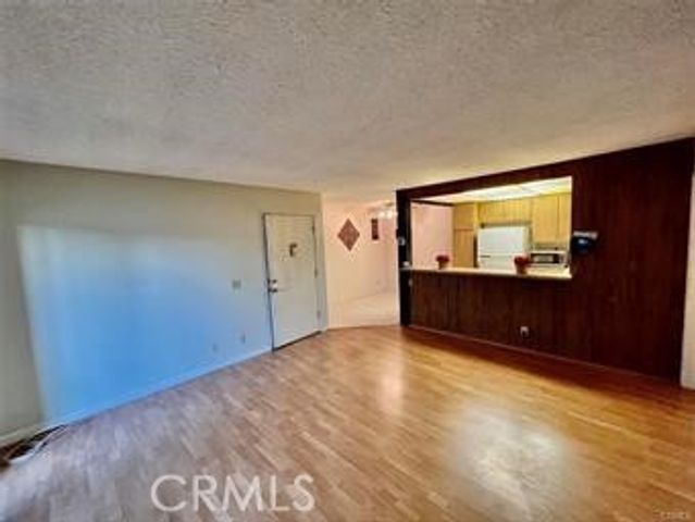 1130 E Alosta B102, Azusa, CA 91702
