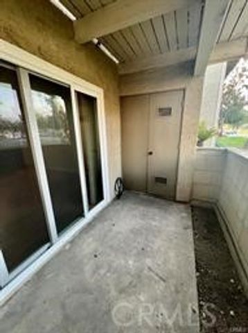 1130 E Alosta B102, Azusa, CA 91702