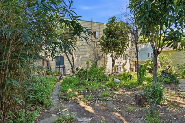 3918 High Street, Oakland, CA 94619