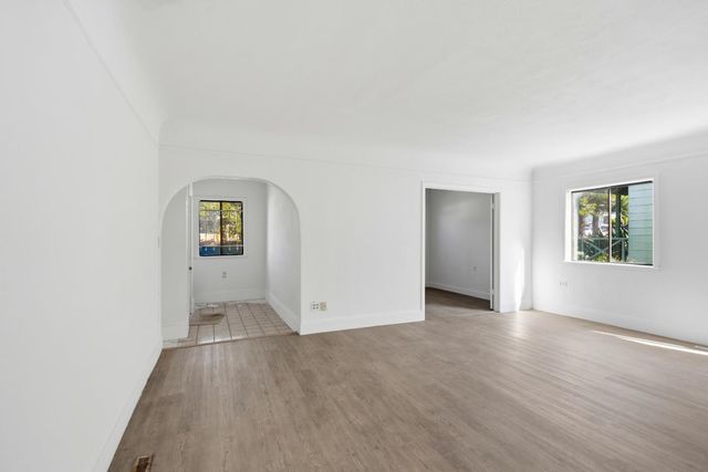 3918 High Street, Oakland, CA 94619