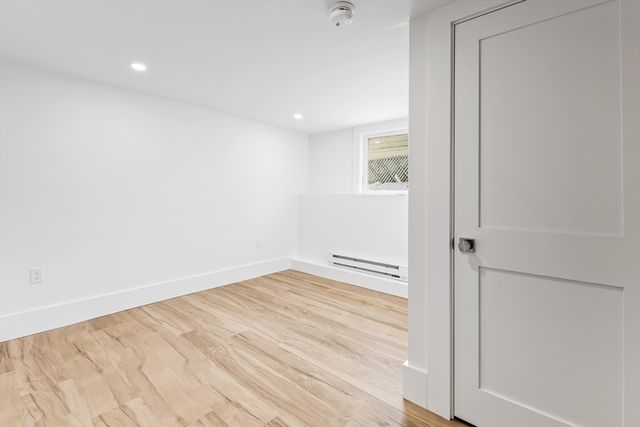 85 Lowell Ave 85, Watertown, MA 02472