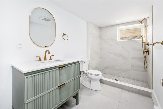 85 Lowell Ave 85, Watertown, MA 02472