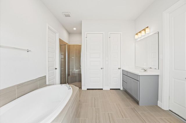 7247 Stillmeadow Grove Drive, Magnolia, TX 77354