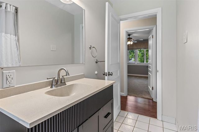 35 Pinewood Drive, Crestwood, MO 63123