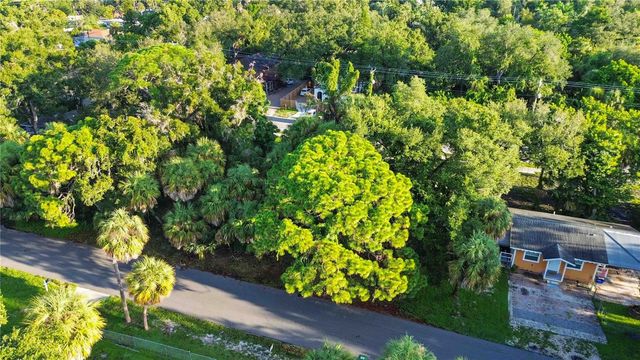 MYRTLE AVENUE, Sarasota, FL 34234