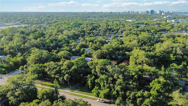 MYRTLE AVENUE, Sarasota, FL 34234