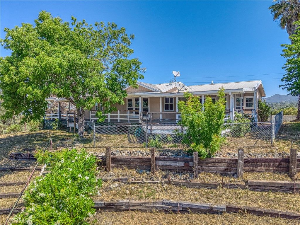 Image 16 of property listing at 7435 Live Oak Drive, Kelseyville, CA 95451