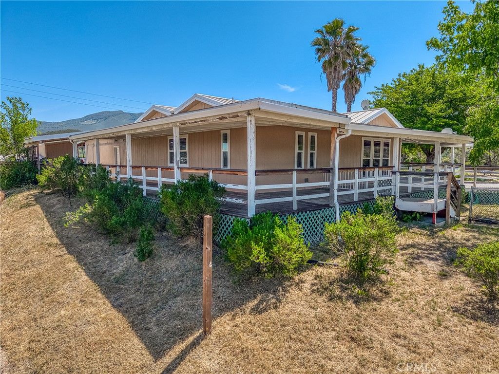 Image 2 of property listing at 7435 Live Oak Drive, Kelseyville, CA 95451