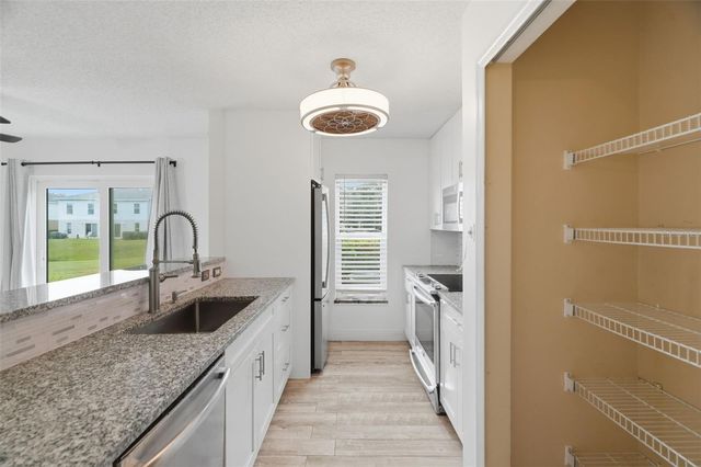 4604 ASHBURN SQUARE DRIVE, Tampa, FL 33610