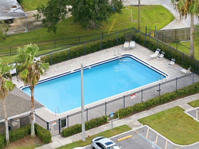 4604 ASHBURN SQUARE DRIVE, Tampa, FL 33610