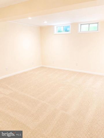 4989 PINTAIL CT, Frederick, MD 21703