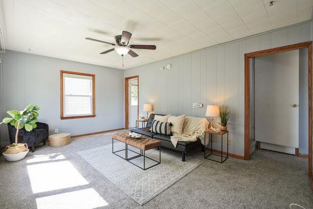 1128 28th Street, Bettendorf, IA 52722