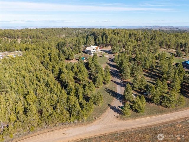 300 Sunset Way, East Wenatchee, WA 98802