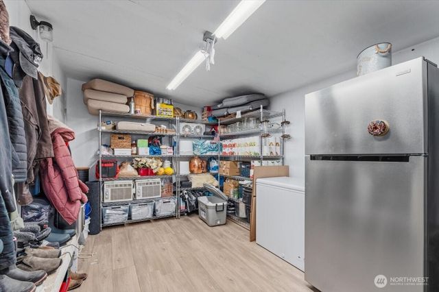 300 Sunset Way, East Wenatchee, WA 98802