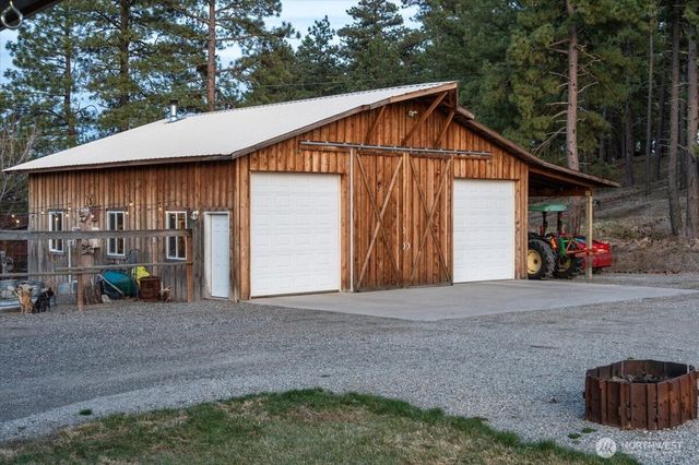 300 Sunset Way, East Wenatchee, WA 98802