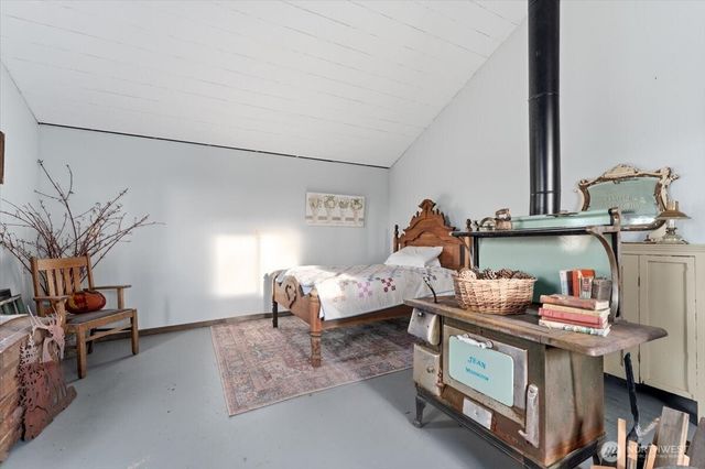 300 Sunset Way, East Wenatchee, WA 98802