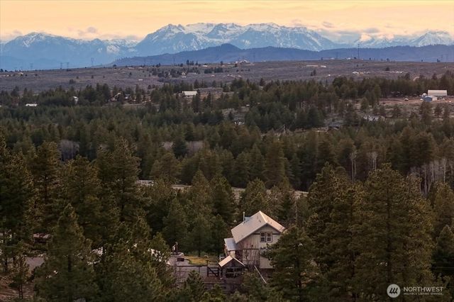 300 Sunset Way, East Wenatchee, WA 98802