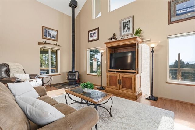 300 Sunset Way, East Wenatchee, WA 98802