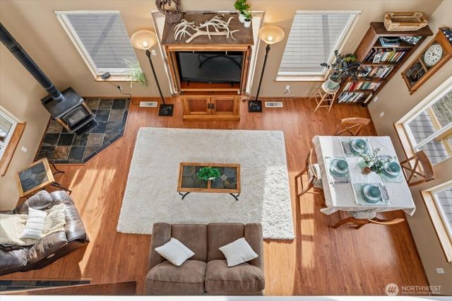 300 Sunset Way, East Wenatchee, WA 98802