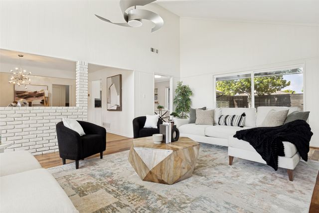 9517 Fallbrook Drive, Dallas, TX 75243