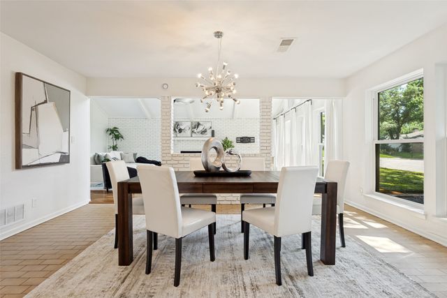 9517 Fallbrook Drive, Dallas, TX 75243