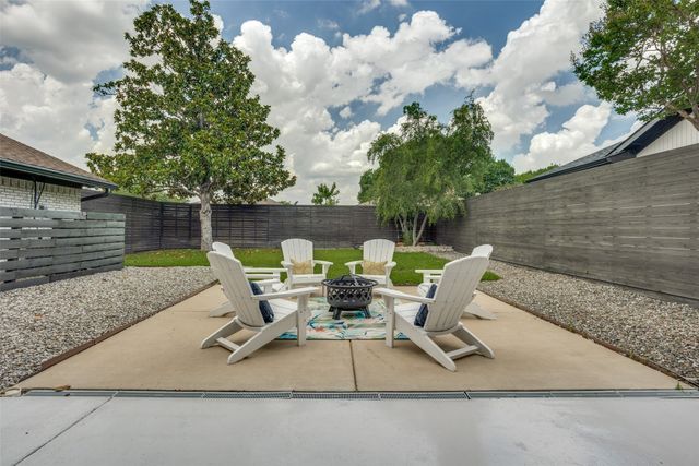 9517 Fallbrook Drive, Dallas, TX 75243