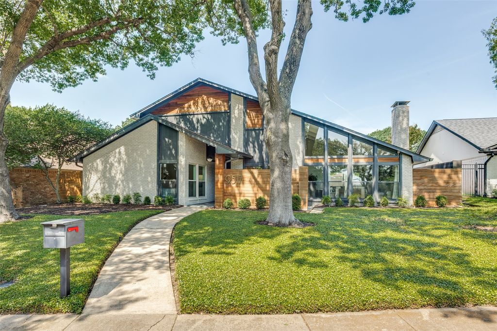 9517 Fallbrook Drive, Dallas, TX 75243
