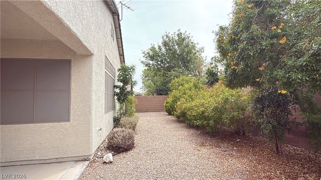 9961 Artistic Walk Avenue, Las Vegas, NV 89149
