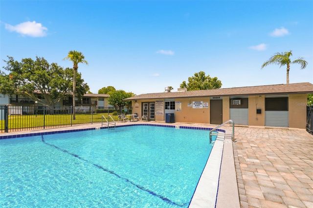 1695 LEE ROAD B204, Winter Park, FL 32789