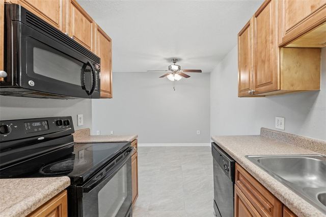 1695 LEE ROAD B204, Winter Park, FL 32789