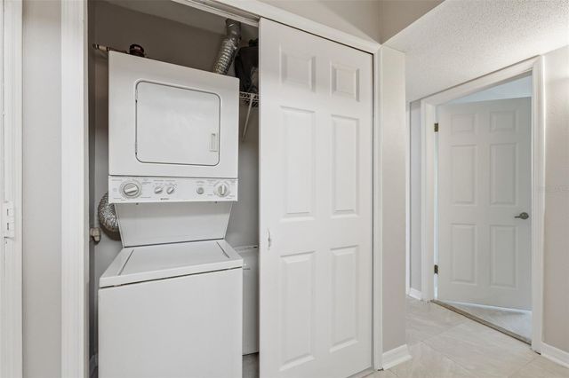 1695 LEE ROAD B204, Winter Park, FL 32789