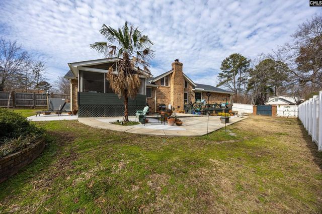 135 N Beaver Dam Road, Columbia, SC 29212