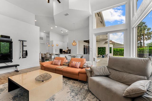 1120 SW 21st Avenue, Boca Raton, FL 33486