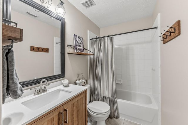 7818 Mary Katheryns Crossing, Conroe, TX 77304