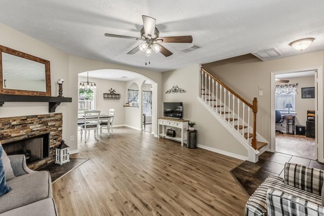 7818 Mary Katheryns Crossing, Conroe, TX 77304