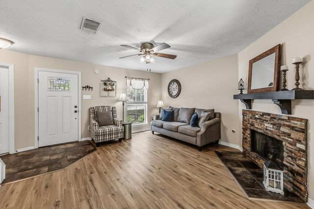 7818 Mary Katheryns Crossing, Conroe, TX 77304