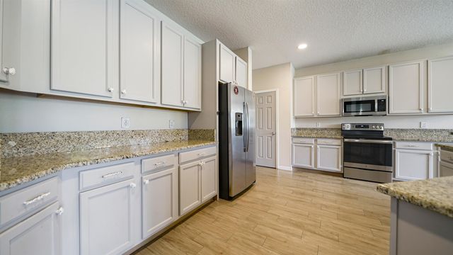412 Talbot Bay Dr, St Augustine, FL 32086