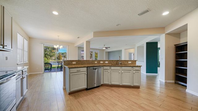412 Talbot Bay Dr, St Augustine, FL 32086
