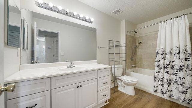 412 Talbot Bay Dr, St Augustine, FL 32086