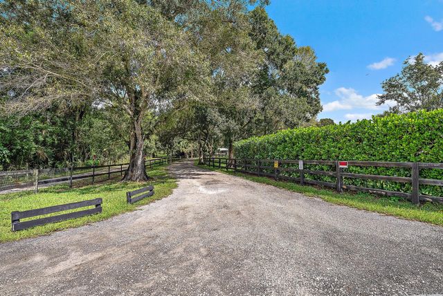 14339 Collecting Canal Road, Loxahatchee Groves, FL 33470