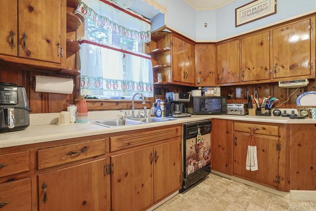 4687 Celadon Avenue, Fairfield, OH 45014