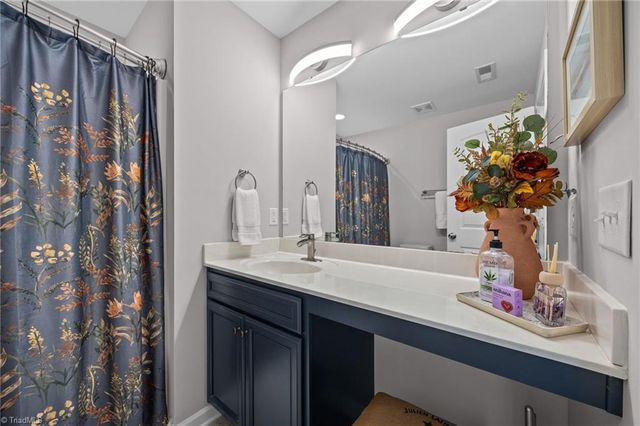 2520 Trackers Court, Graham, NC 27253